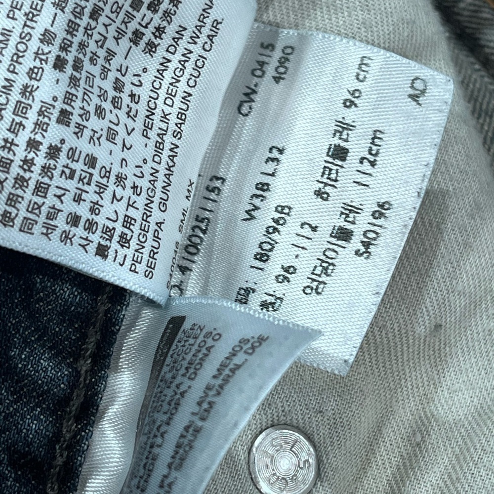 Levi’s Blue Denim Jeans - Picture 10 of 13